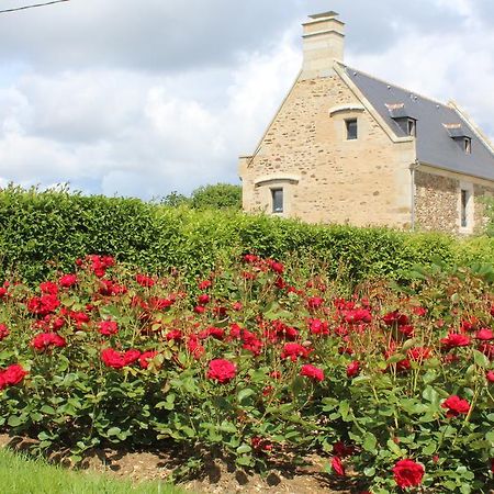 B&B Manoir Du Clos Clin Pleurtuit Esterno foto