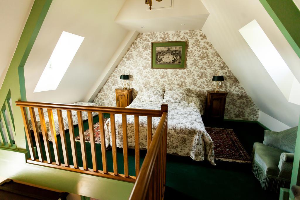 B&B Manoir Du Clos Clin Pleurtuit Camera foto